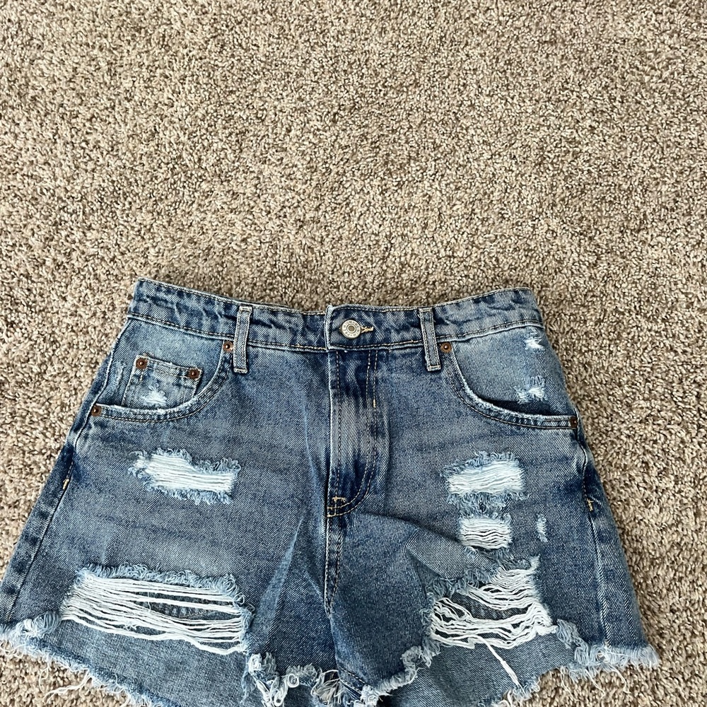 Love Tree Denim Denim Distressed Women's Shorts